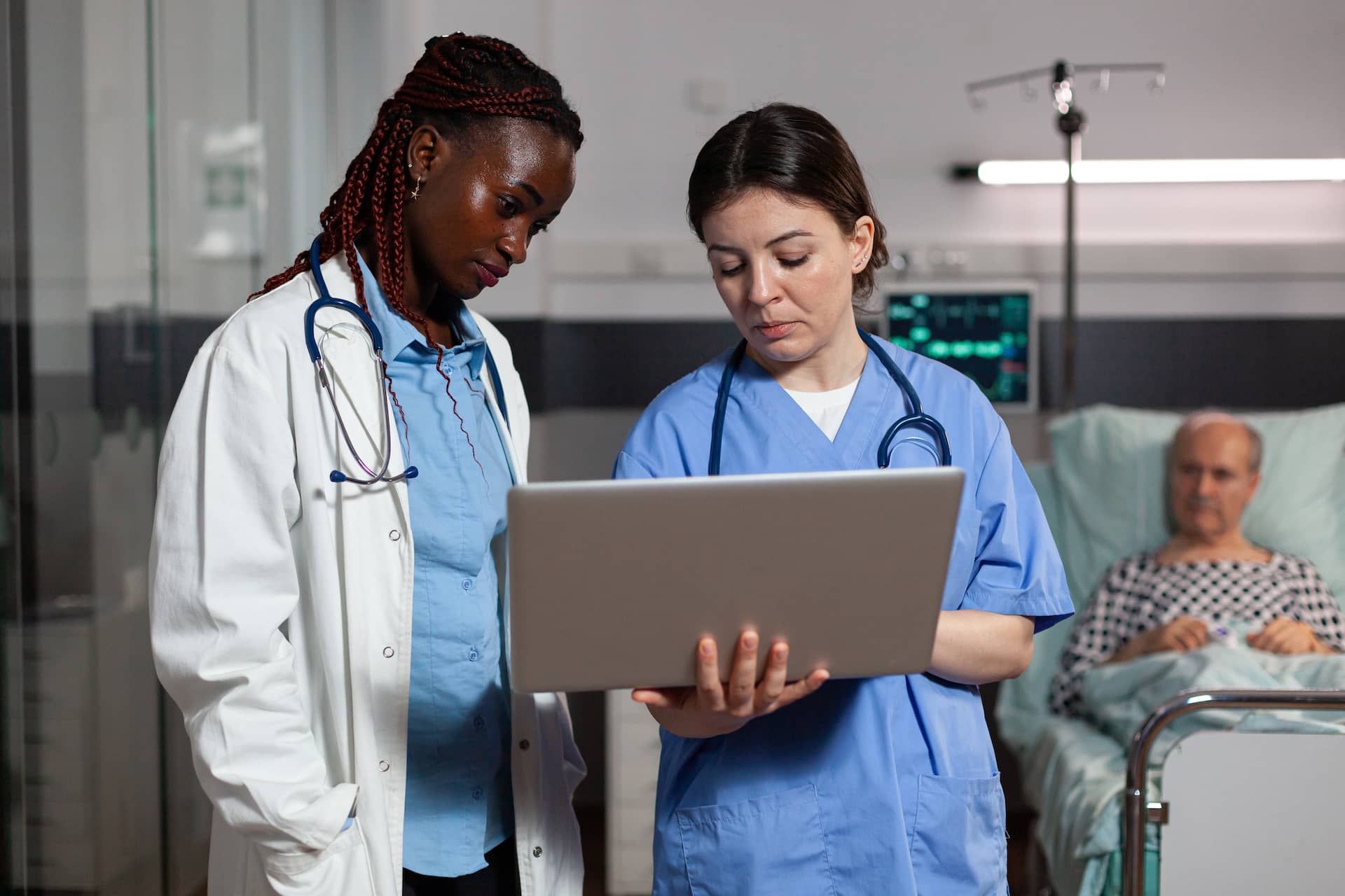 african-american-doctor-health-specialist-and-assi-2022-01-19-00-09-39-utc